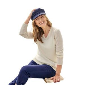 WoolOvers Womens/Ladies Classic Lambswool V Neck Sweater / Cream